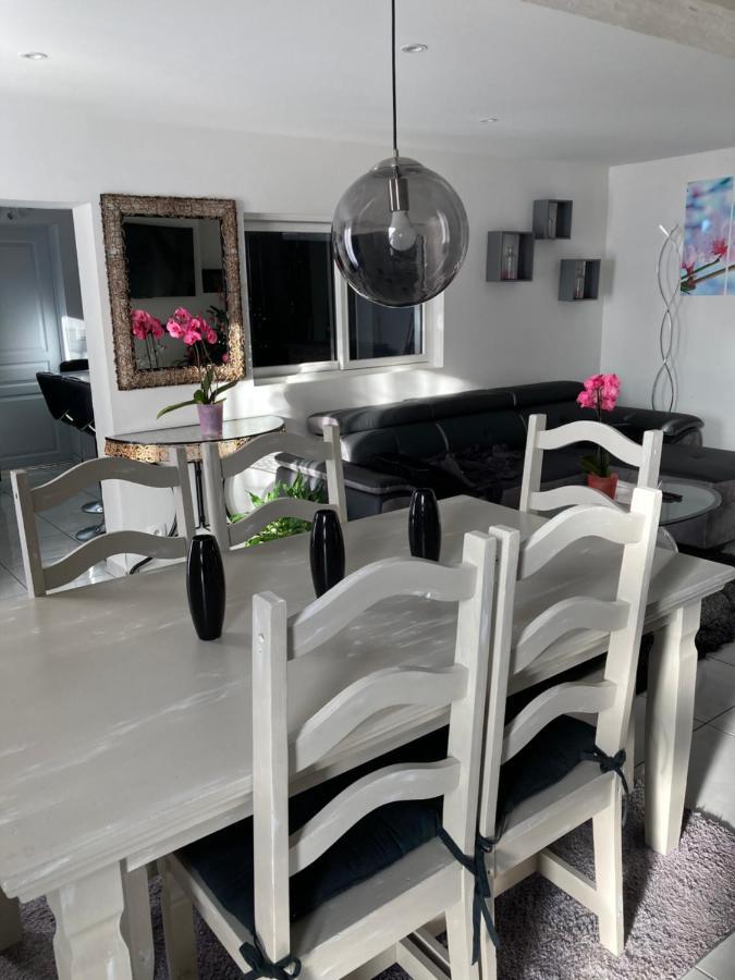 Bed and Breakfast Angelina Chabris Exterior foto